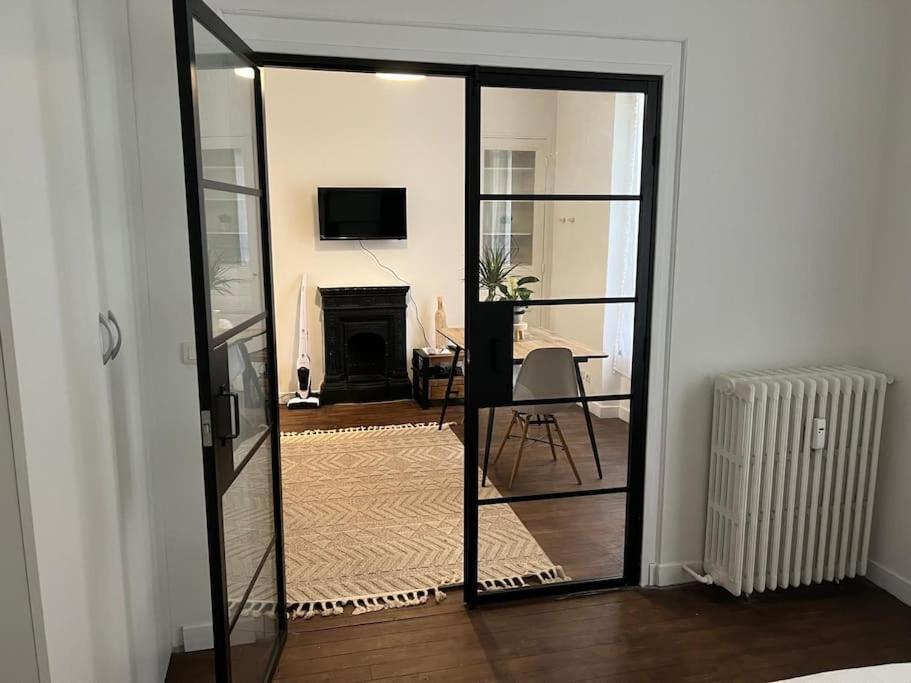 Appartement Magnifique Paris 18 Екстер'єр фото