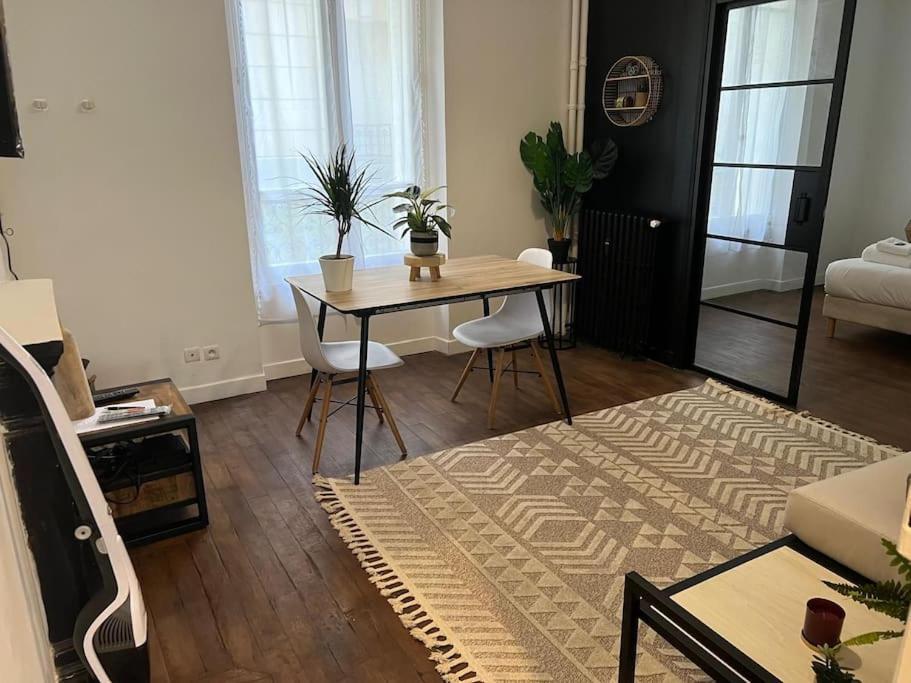 Appartement Magnifique Paris 18 Екстер'єр фото