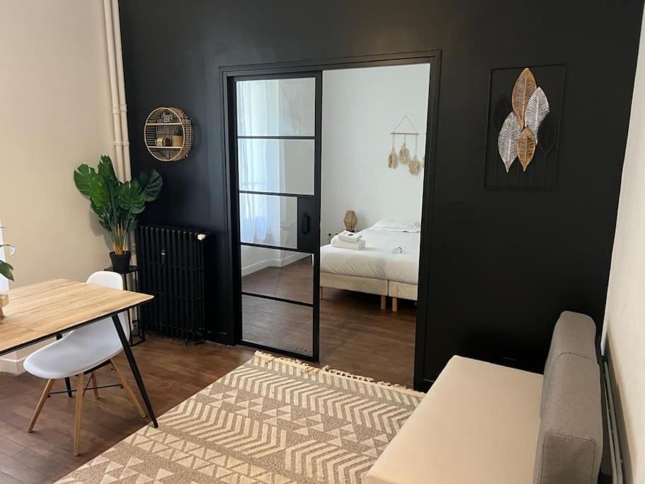 Appartement Magnifique Paris 18 Екстер'єр фото