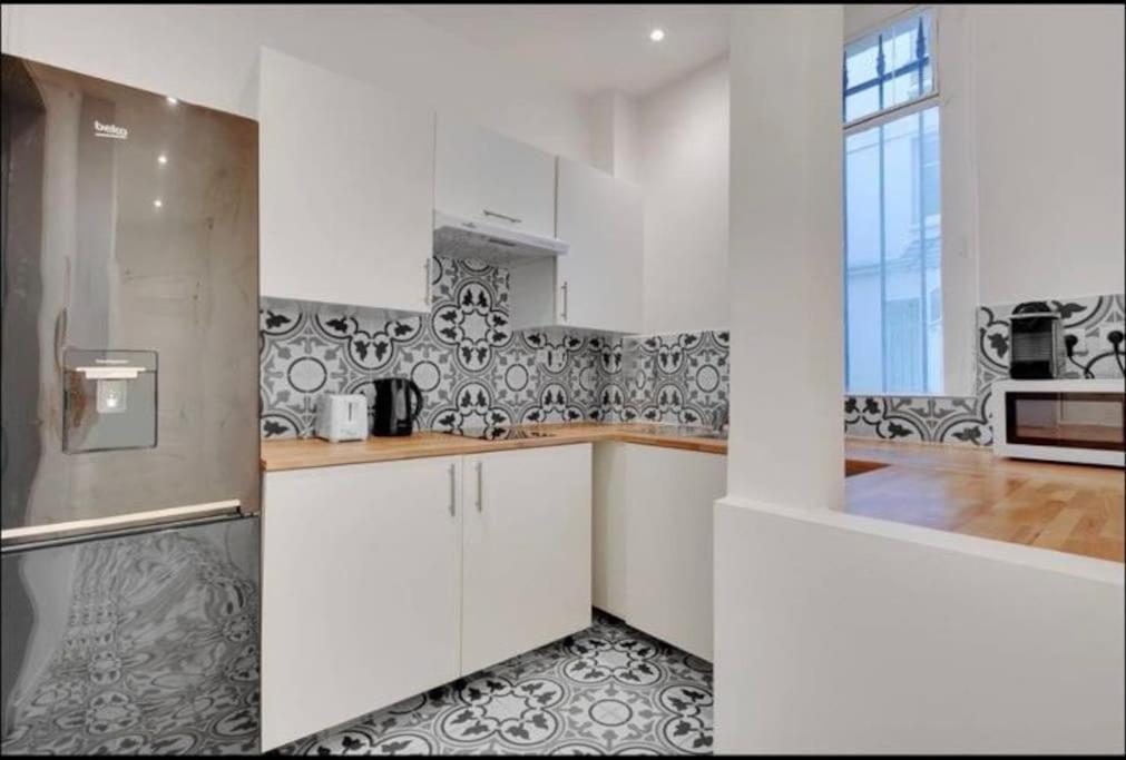 Appartement Magnifique Paris 18 Екстер'єр фото