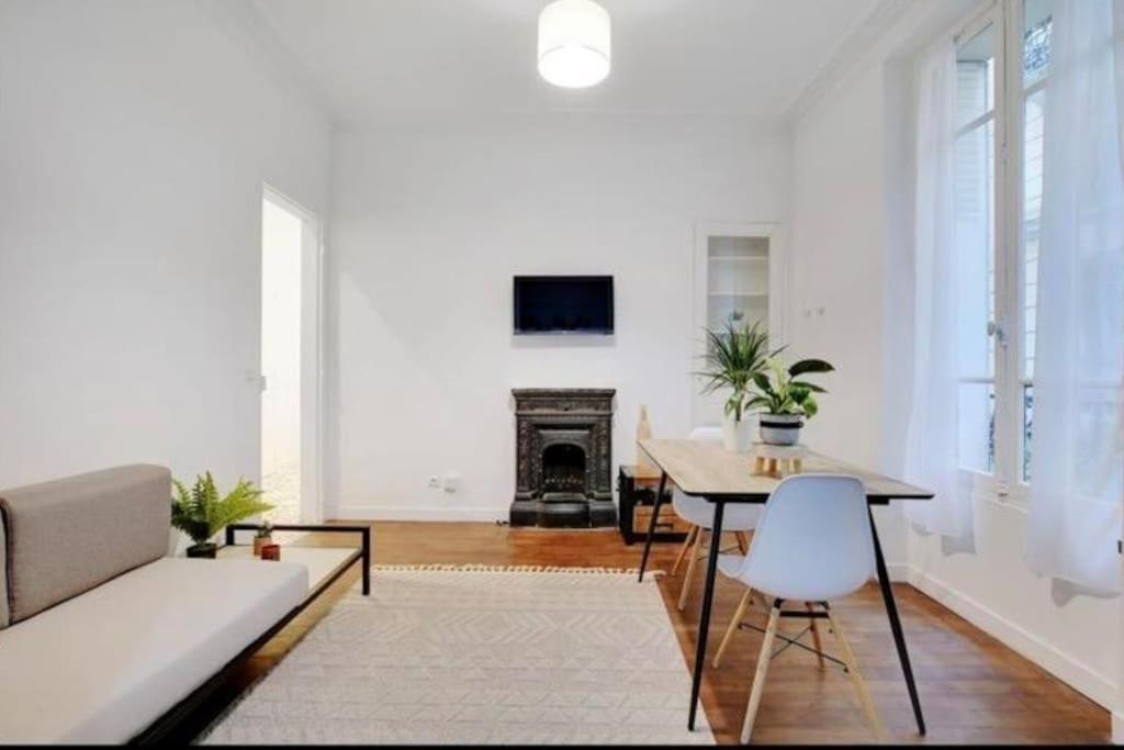 Appartement Magnifique Paris 18 Екстер'єр фото